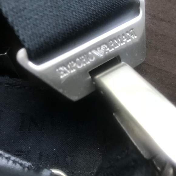 Emporio Armani crossbody bag - Picture 3 of 6